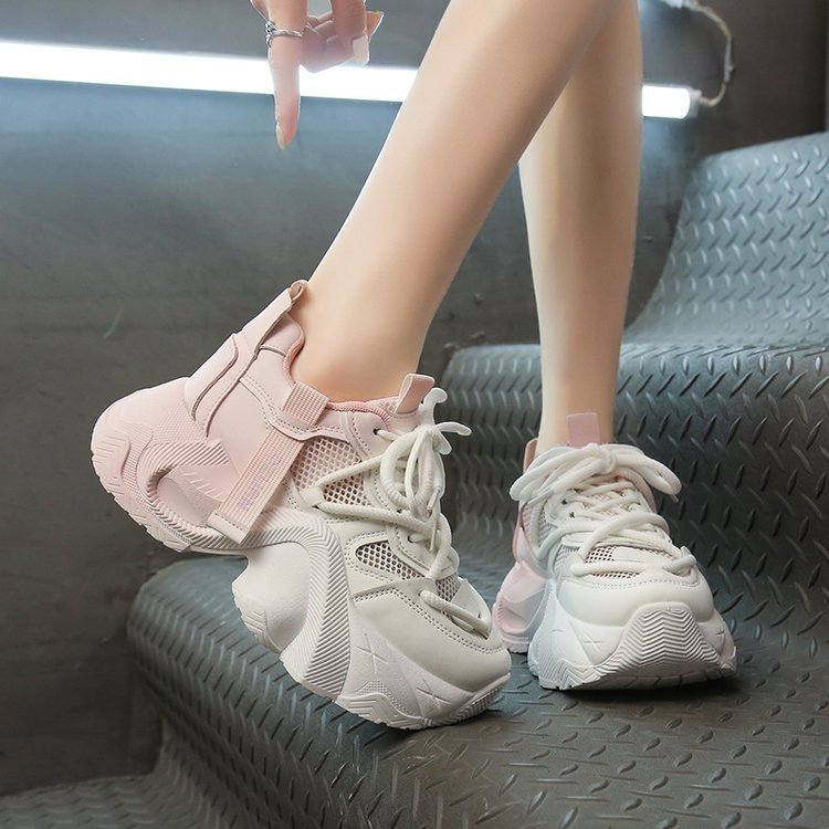 Damen Sportliche Sneakers mit atmungsaktivem Obermaterial und innovativer Dämpfung EB