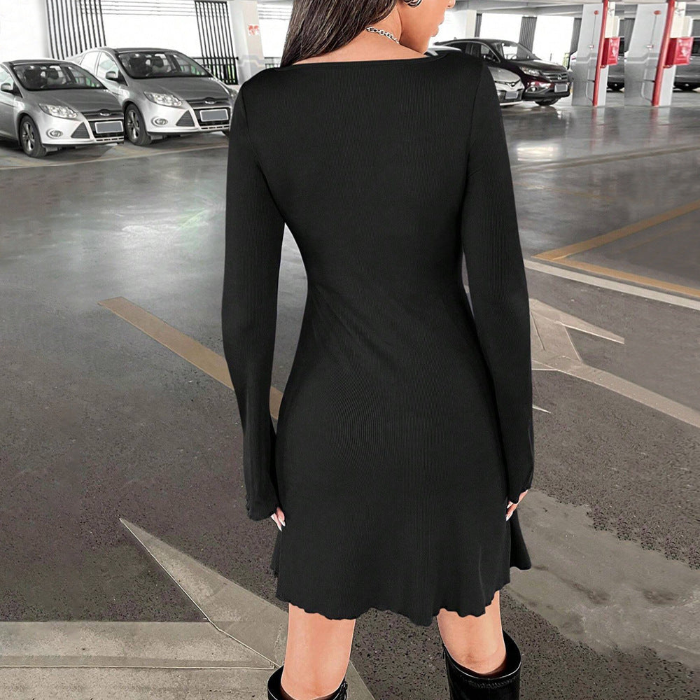 Damen geripptes A-Linien-Minikleid mit ausgestellten Glockenärmeln Eichborn Berlin