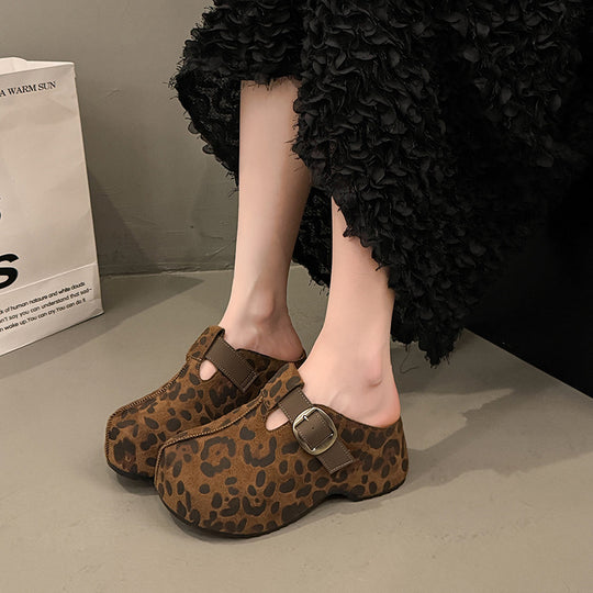 Damen Komfort Clogs mit modischem Riemen und ergonomischem Fußbett EB
