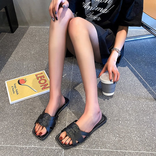 Damen stylische Riemchen-Pantoletten mit komfortabler Sohle EB