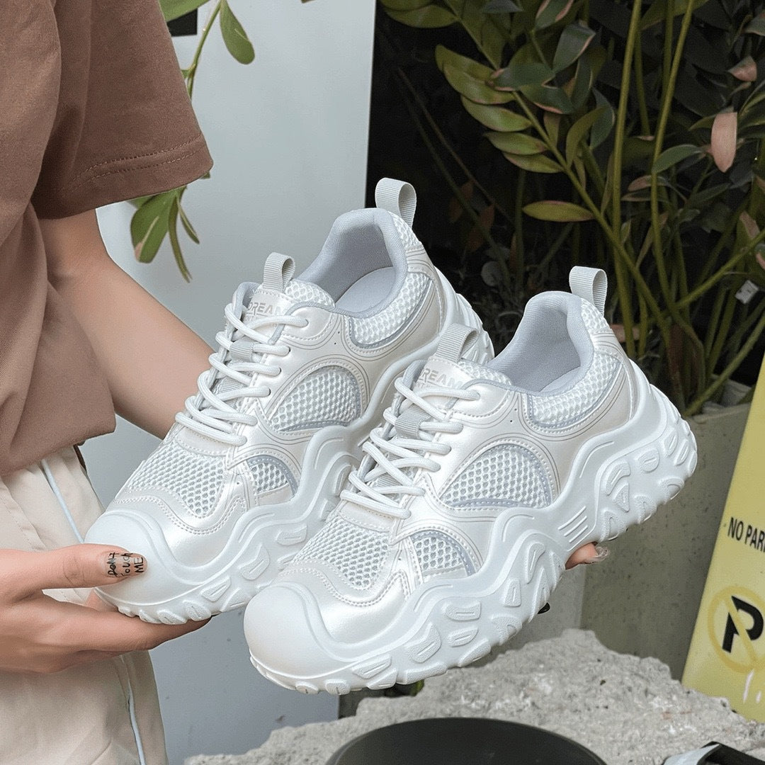 Damen Sportliche und atmungsaktive Sneakers EB
