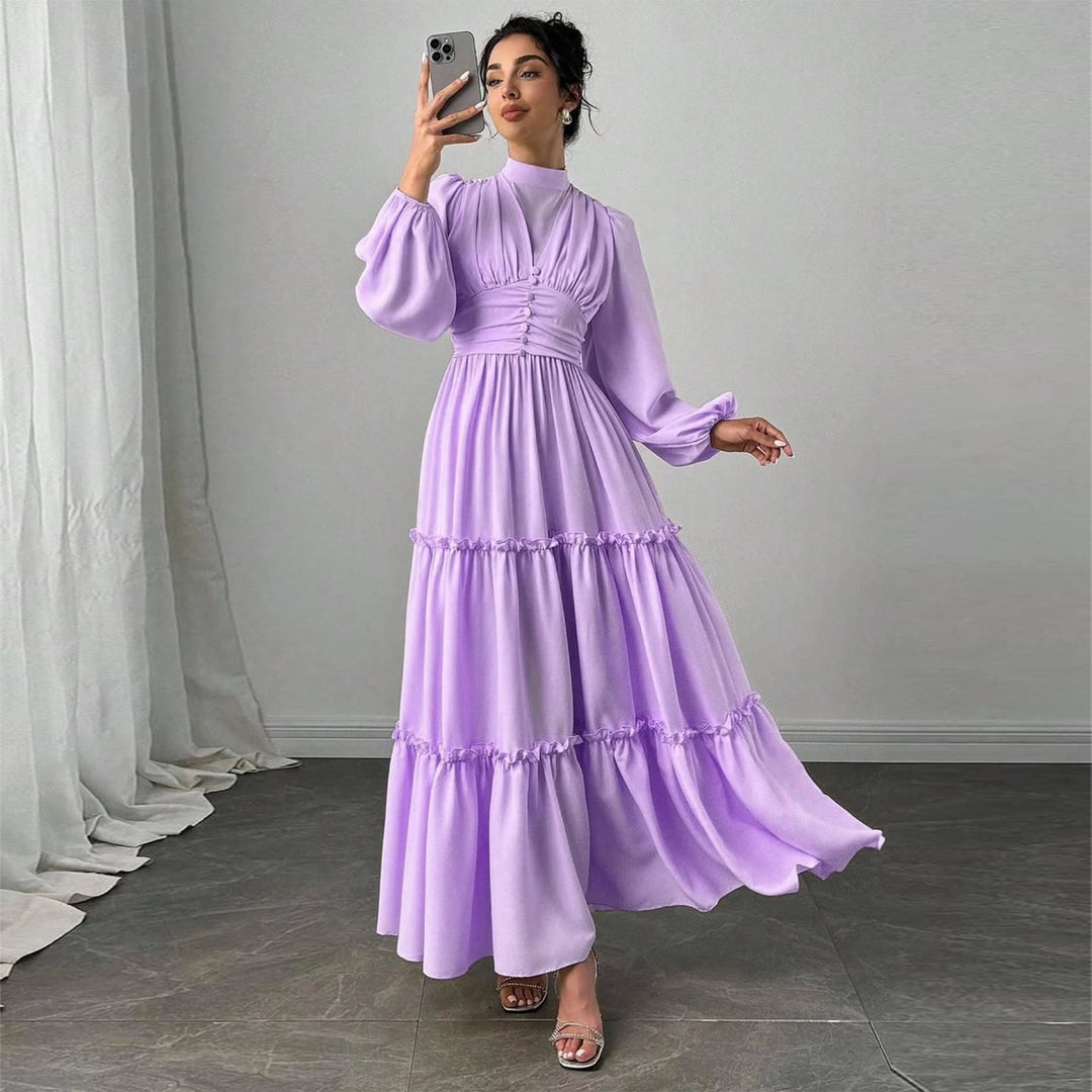 Damen Maxikleid mit eleganten Rüschendetails und gerafftem Oberteil EB