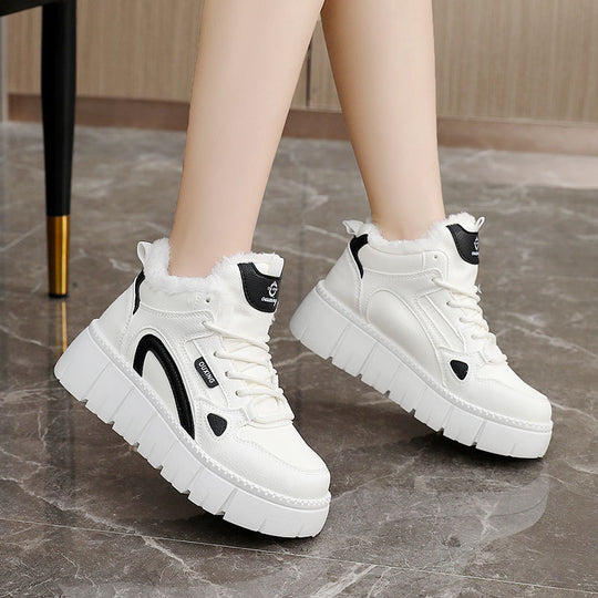 Damen High-Top Sneakers mit plüschiger Innenausstattung und rutschfester Sohle EB