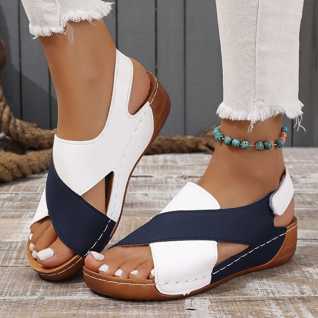 Damen Offene Riemensandalen mit modischem Kreuzbanddesign EB