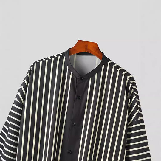 Damen Modernes Freizeit-Set mit geometrischem Muster EB