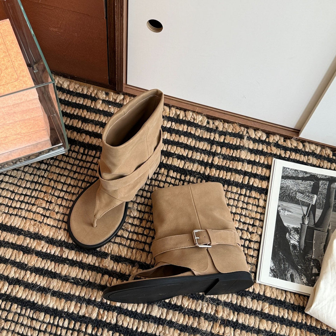 Damen Zehentrenner-Stiefel mit modischem Riemendesign und hochwertiger Veloursleder-Oberfläche EB