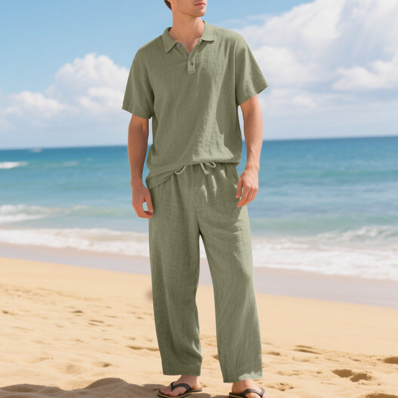 Herren nan luftiges Leinen-Ensemble mit Polokragen und regulierbarer Bundhose EB