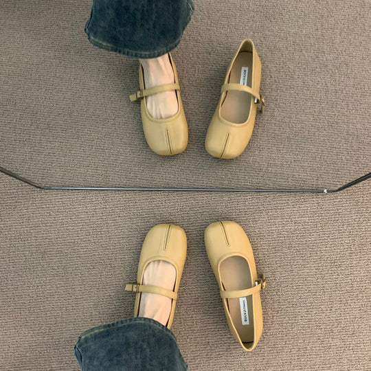 Damen Ballerinas mit verstellbarem Riemen und dekorativen Details EB