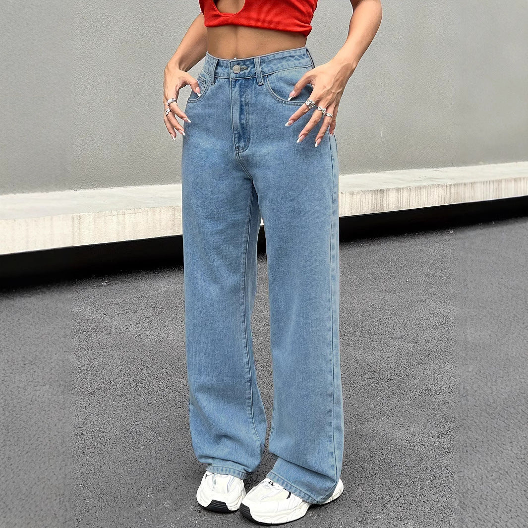 Damen weite Jeanshose mit aufgesticktem Erdbeer-Motiv und hohem Bund EB