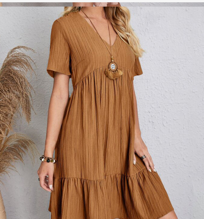 Damen Sommerliches Freizeitkleid mit V-Ausschnitt und Rüschensaum EB