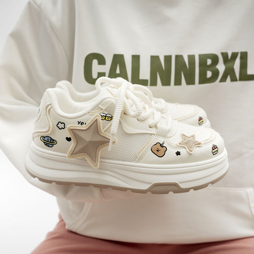 Damen Sneakers mit verspieltem Sternendesign und bequemer Dämpfung EB
