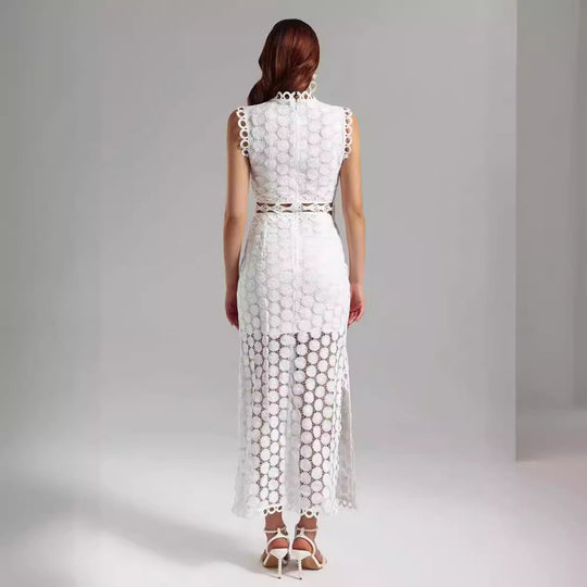 Damen Elegantes Spitzen-Maxikleid mit transparenten Einsätzen und dekorativen Rüschendetails EB