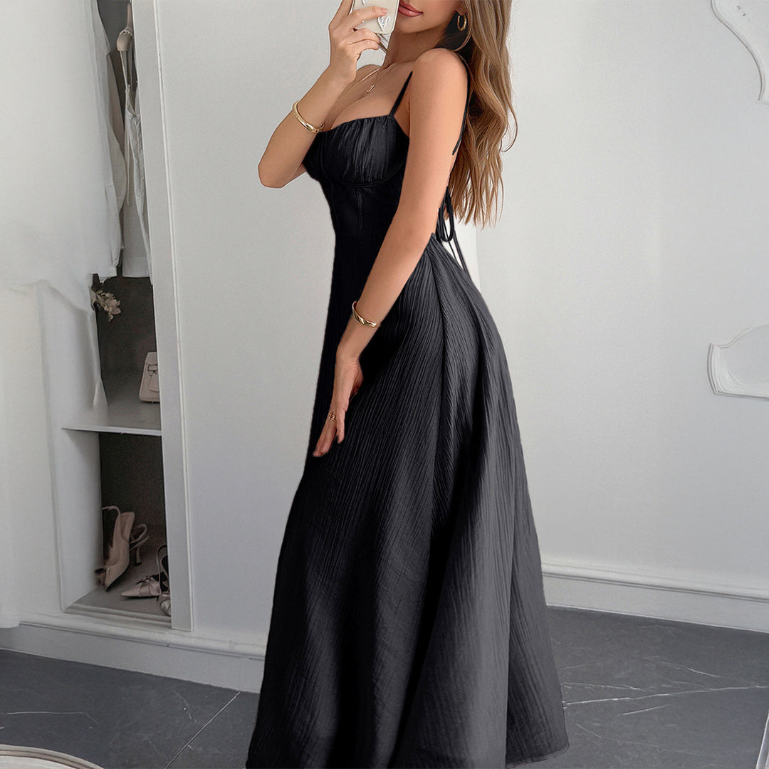 Damen Sommerliches Maxikleid mit verstellbaren Trägern und taillierter Passform EB