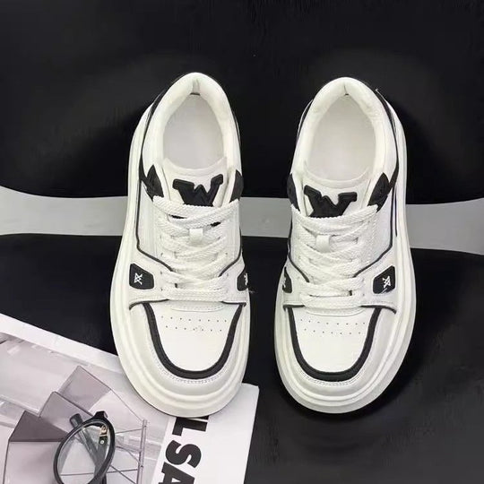 Damen sportive Sneakers mit doppelter Sohle und Kontrastnähten EB