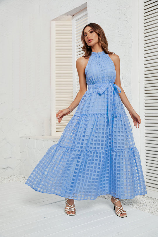 Damen Maxikleid mit elegantem Halterneck und luftigen Rüschen EB