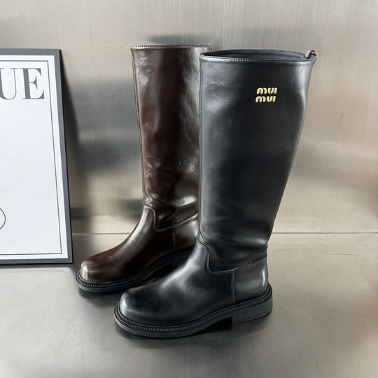 Damen Hochwertige Leder-Stiefel mit bequemem Innenfutter und robustem Profil EB