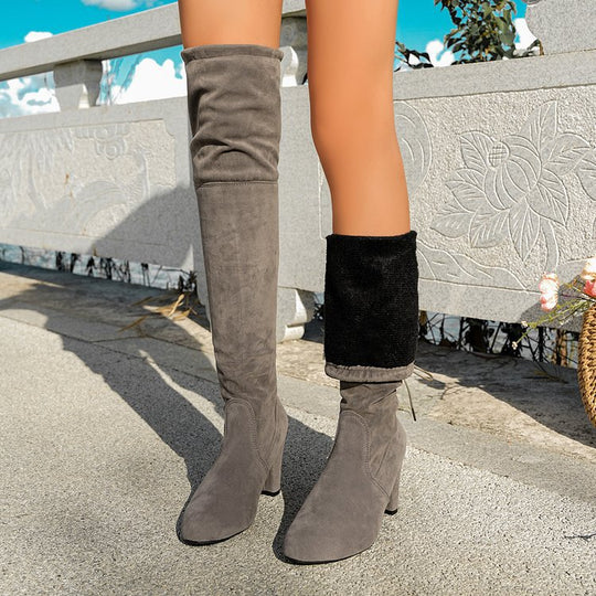 Damen Overknee-Stiefel mit geschwungenem Blockabsatz und weichem Veloursimitat EB
