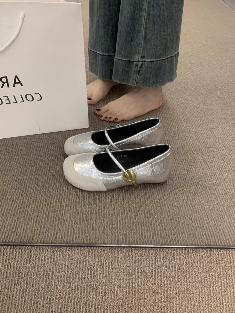 Damen elegante Ballerinas mit modischem Riemchen und geschmackvollem Metallic-Detail EB