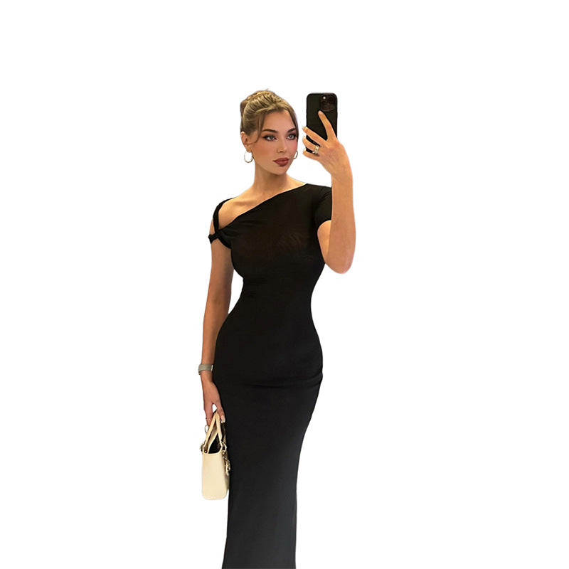 Damen Elegantes und figurbetontes Maxikleid mit zartem Schulterdesign EB