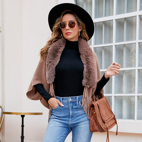 Damen modischer Poncho mit luxuriösem Kunstfellkragen EB