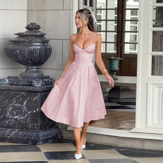 Damen Elegantes Maxikleid mit tailliertem Oberteil und schwingendem Rock EB