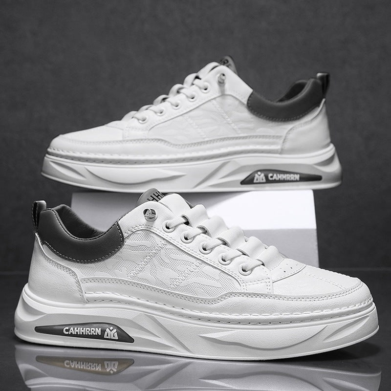 Unisex minimalistische Plateausneaker aus strukturiertem Kunstleder mit gepolstertem Fersenkragen und skulpturierter Außensohle EB