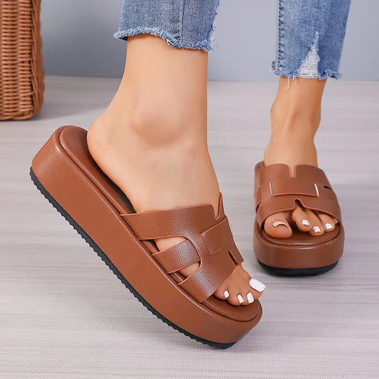 Damen Komfortable Falt-Sandalen mit breitem Riemen und ergonomischer Sohle EB