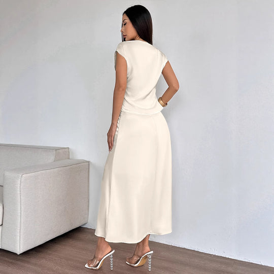 Damen elegantes Abendkleid mit fließendem Stoff und raffiniertem Halsausschnitt EB