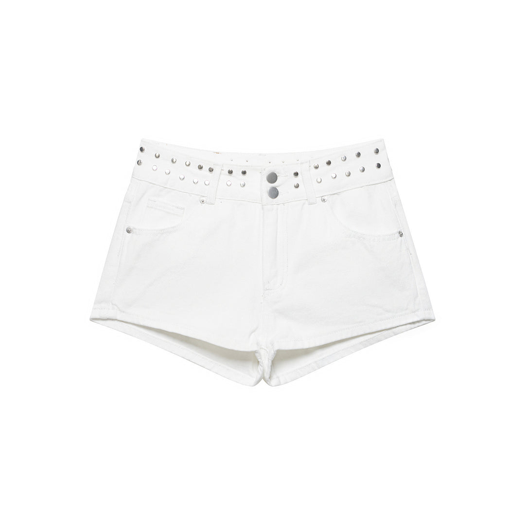 Damen-Shorts mit dekorativem Nietenbund und modernem Schnitt EB