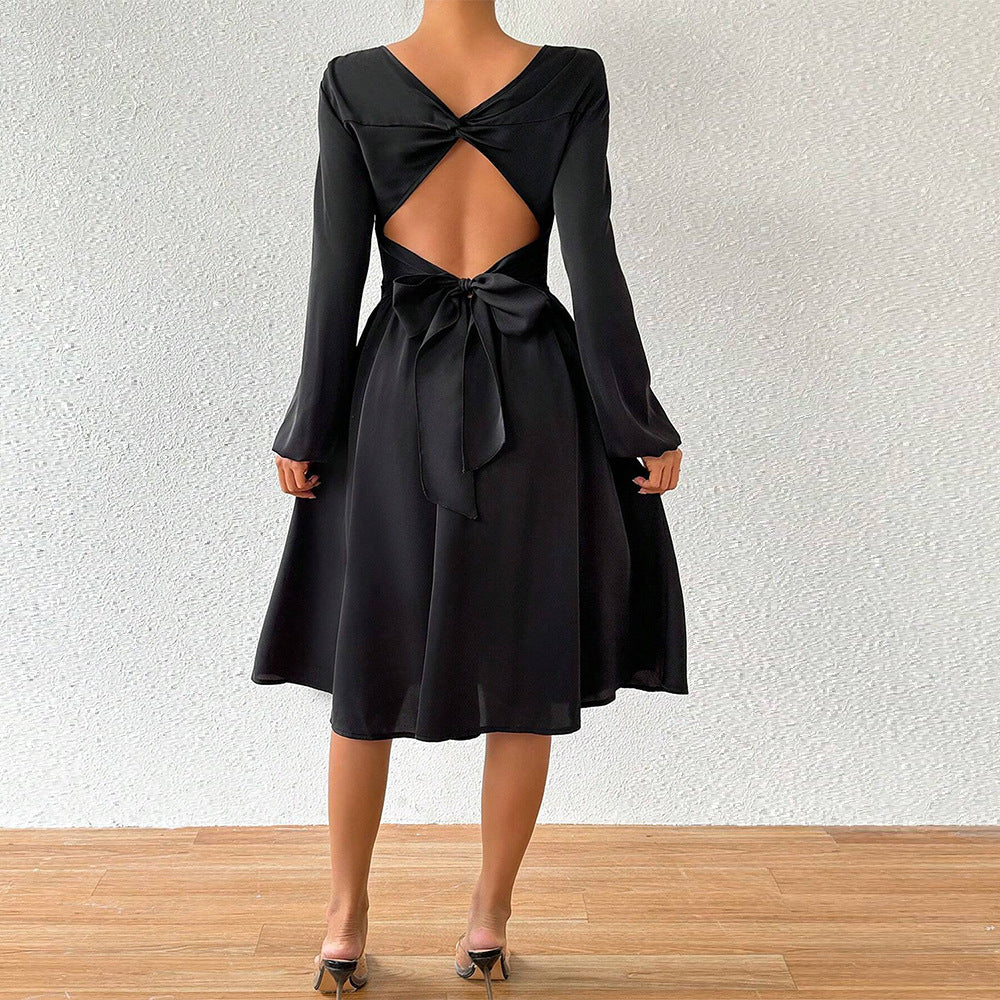 Damen elegantes Midikleid mit taillierter Korsagenoptik ausgestelltem A-Linien-Rock und langen ausgestellten Ärmeln Eichborn Berlin