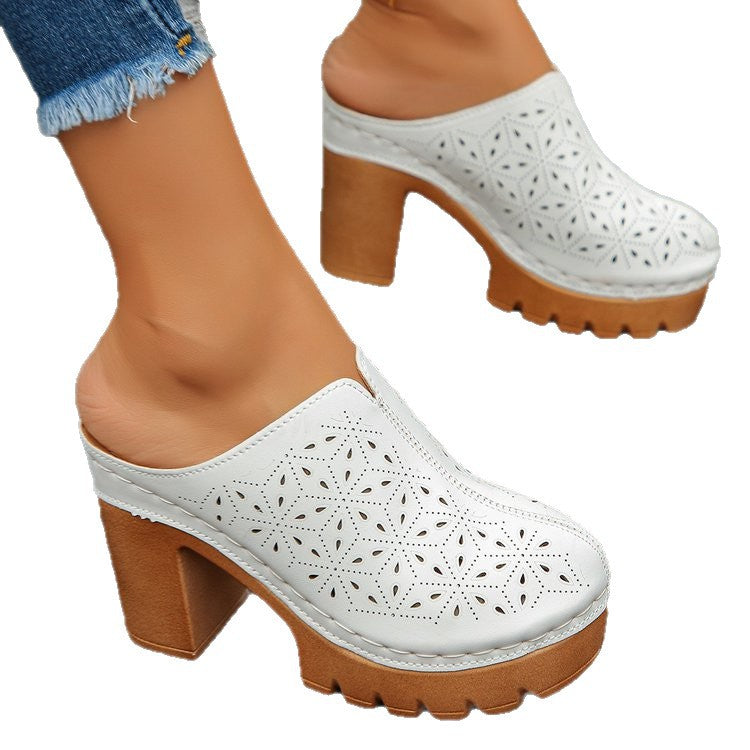 Damen Offene Clogs mit floralem Cut-Out Design und klobigem Absatz EB