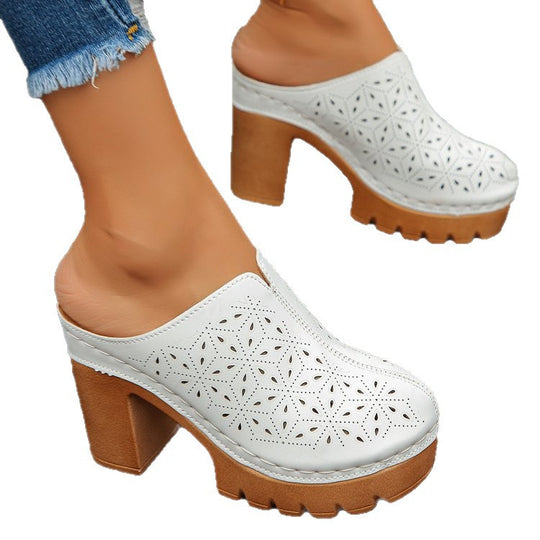 Damen Offene Clogs mit floralem Cut-Out Design und klobigem Absatz EB