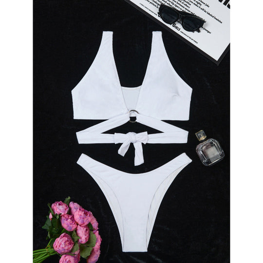 Damen Bikini-Set mit innovativem Schnitt und anpassbarem Knotendetail EB