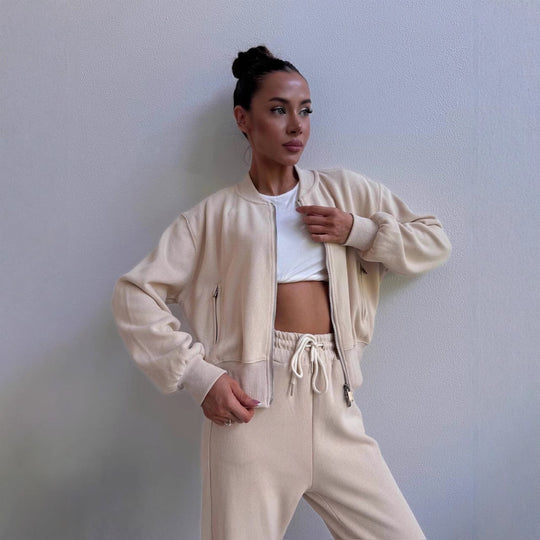 Damen Loungewear-Set mit Kurzzip-Jacke und High‑Waist‑Jogginghose mit Seitenschlitz EB