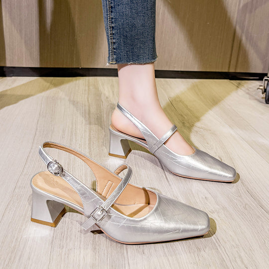 Damen Slingback-Pumps mit elegantem Blockabsatz und verziertem Riemen EB