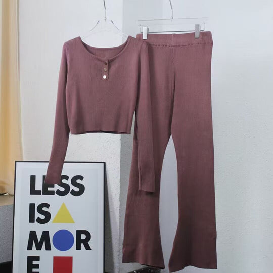 Damen lässiges Strick-Loungewear-Set mit Knopfdetails und weitem Bein EB