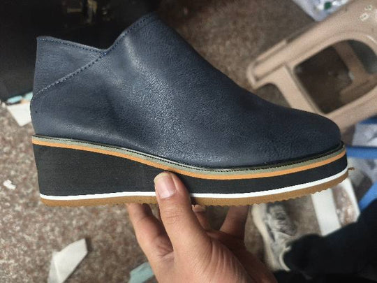 Damen nan Keil-Plateau-Slipper aus Kunstleder mit gepolstertem Komfortfußbett und rutschfester Leichtsohle EB