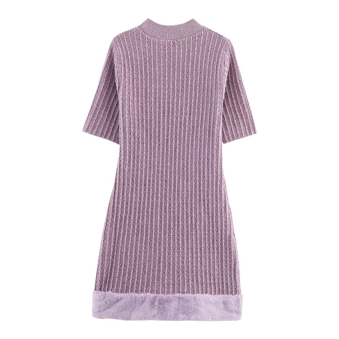 Damen Strickkleid mit dekorativen Taschen und kuscheligem Saum EB