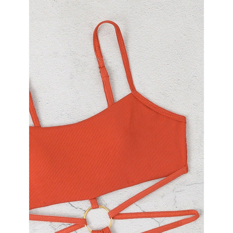 Damen Bikiniset mit stylischem Cut-Out-Design und goldenen Akzenten EB