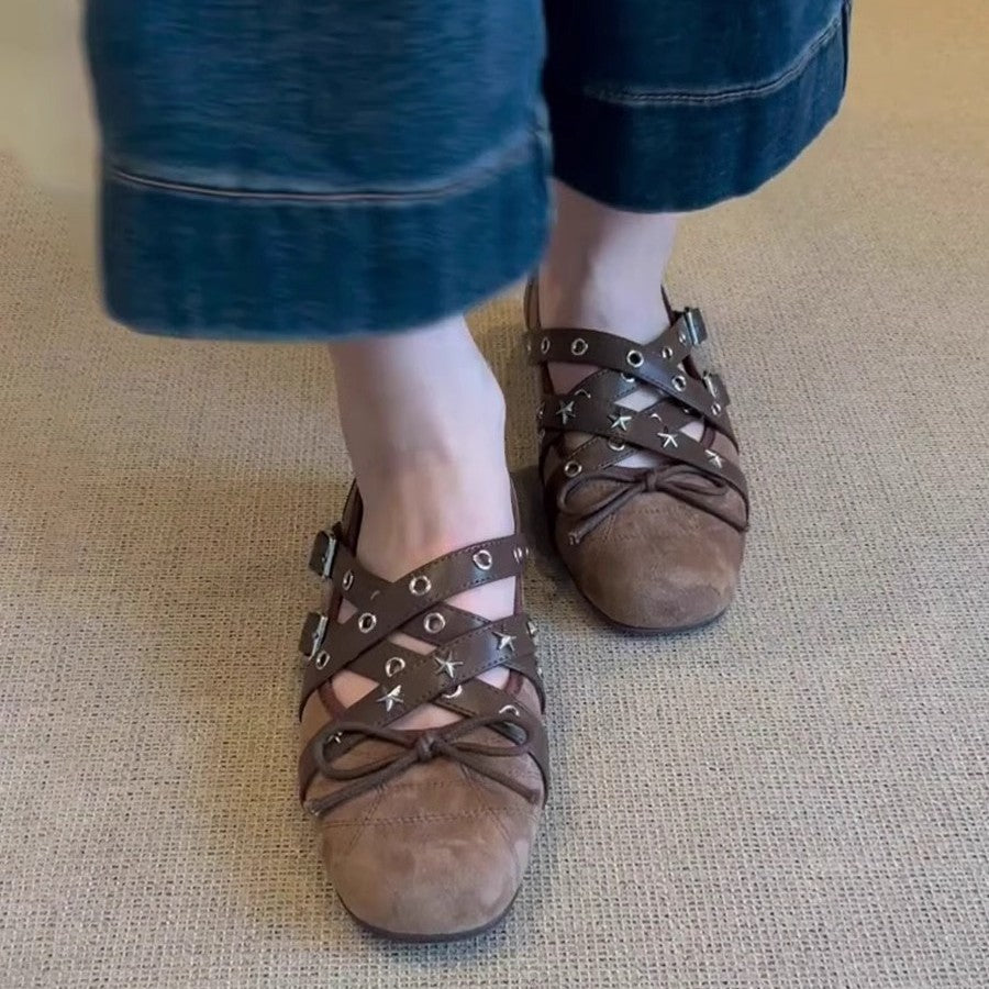 Damen Ballerinas mit modernem Schnürdesign und stilvollen Metallakzenten EB