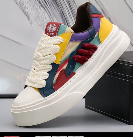 Damen Modische Plattform Sneakers mit einzigartigen grafischen Mustern und bequemer Sohle EB