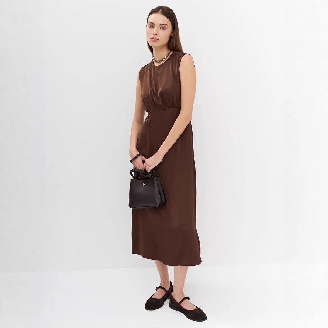 Damen Maxikleid mit elegantem Schnitt und raffinierter Taillierung EB