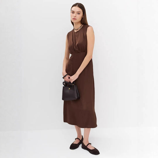 Damen Maxikleid mit elegantem Schnitt und raffinierter Taillierung EB