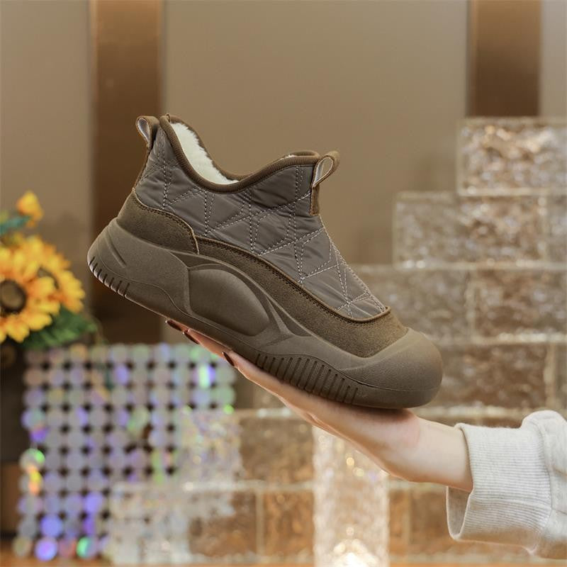 Damen Winterstiefel mit isolierender Fütterung und rutschfester Sohle EB