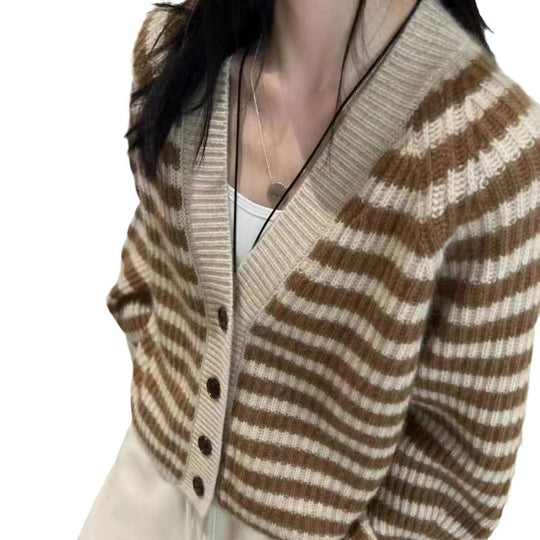 Damen gestreifte Strickjacke mit weitem Schnitt und Knopfdetails EB
