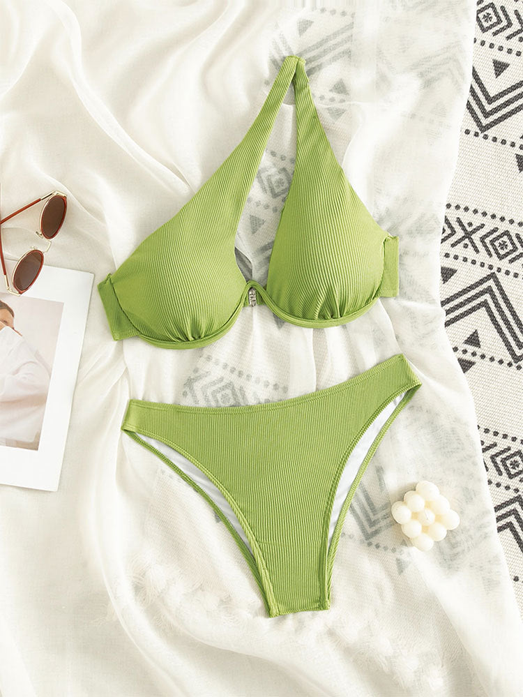 Damen Triangel-Bikini mit raffiniertem Schnitt EB
