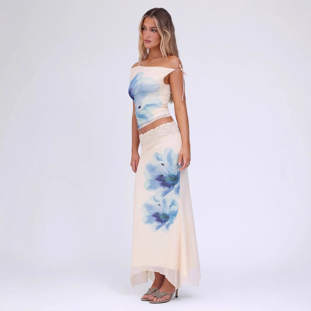 Damen Elegantes Blumenkleid mit fließendem Stoff und feinen Trägern EB