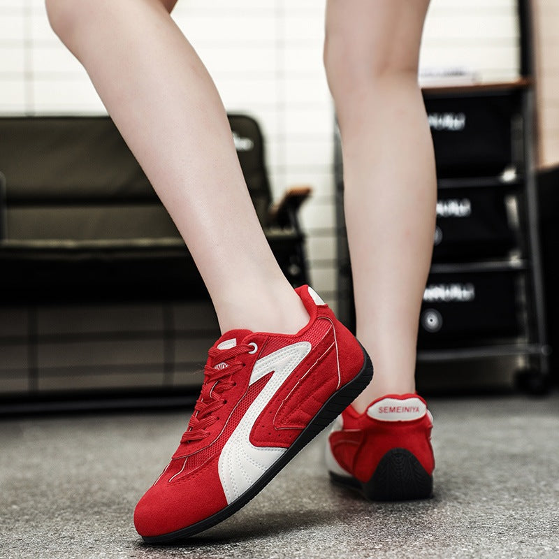 Damen retro-angehauchte Veloursleder-Sneaker mit atmungsaktivem Mesh-Einsatz und rutschfester Gummilaufsohle EB
