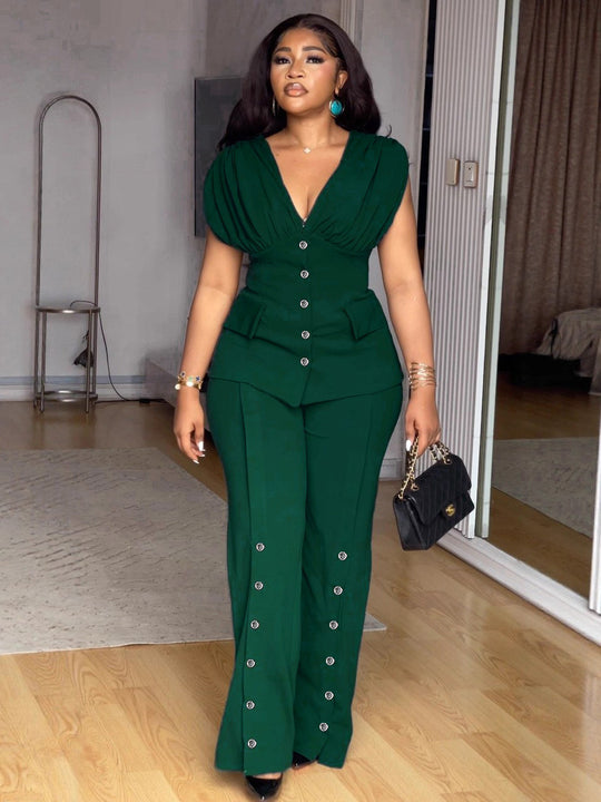 Damen elegantes Jumpsuit mit tiefem V-Ausschnitt und auffälligen Knopfdetails EB