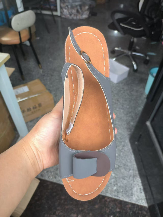 Damen Komfortable und stilvolle Riemen-Sandalen EB